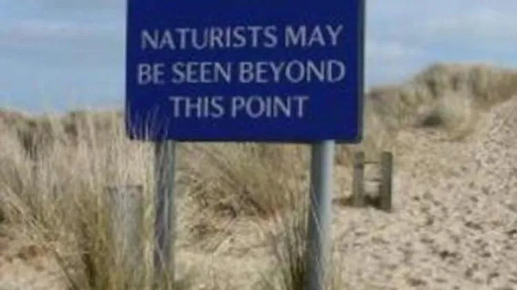 Invasão de privacidade via drones em praia nudista